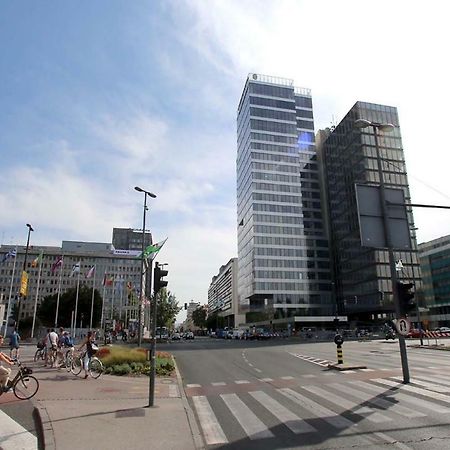 Skyscraper Apartment Tour As リュブリャナ エクステリア 写真